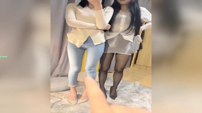 【初戀的香味】榨精少女高價計時房人氣女神雙飛顏值吊打全場蘿莉御姐膚白貌美人間尤物牛仔褲后入蜜桃臀