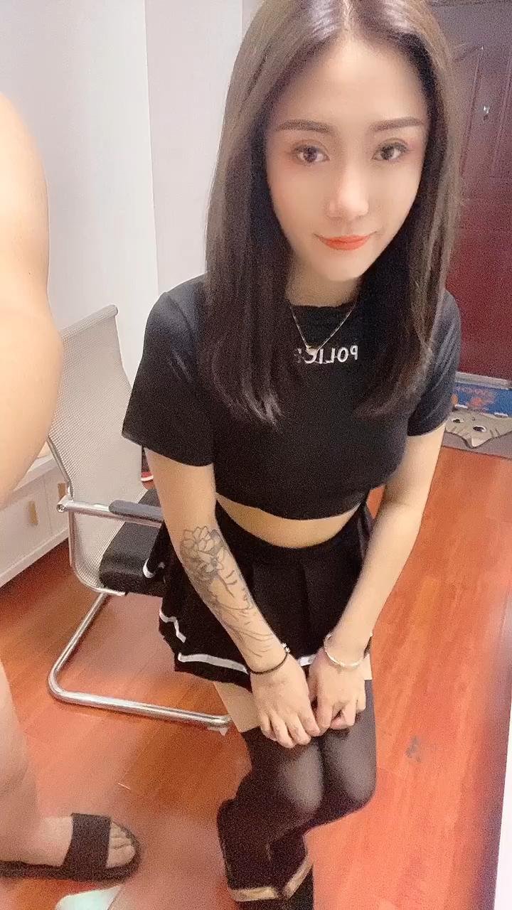 小语肉便器开裆裤做爱